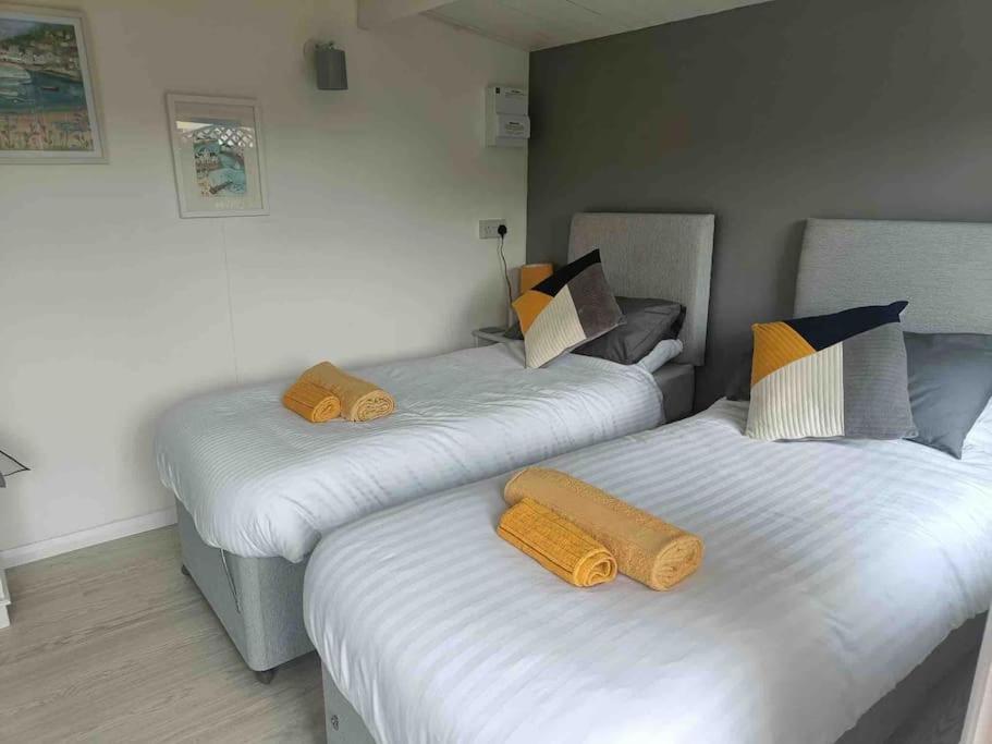 Private Lodge Close To Beaches And Goodwood Felpham Kültér fotó